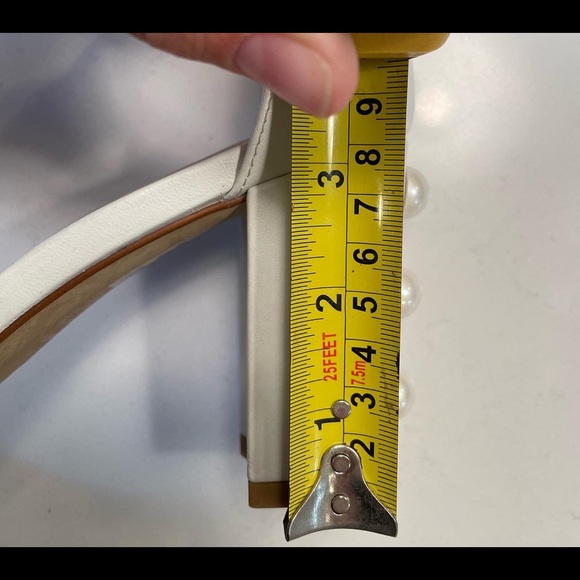 Stuart Weitzman block heel with pearls - Picture 4 of 5